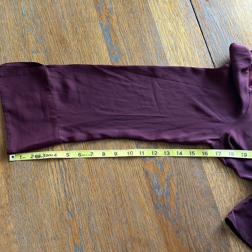 NWT Worthington Blouse Red Velvet Long Bell Sleeves Elastic Waist Size Medium - Picture 12 of 16